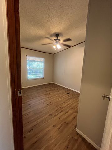 4322 Bradley Lane, Arlington, TX 76017