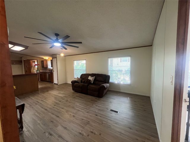 4322 Bradley Lane, Arlington, TX 76017