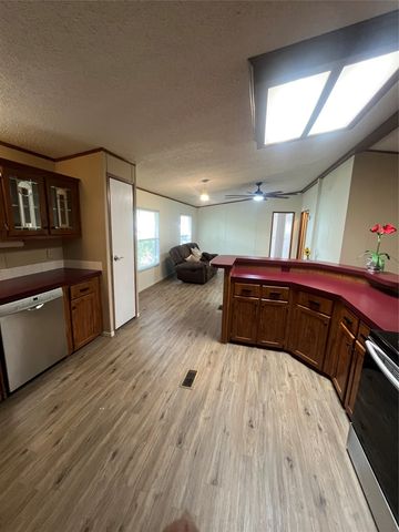 4322 Bradley Lane, Arlington, TX 76017