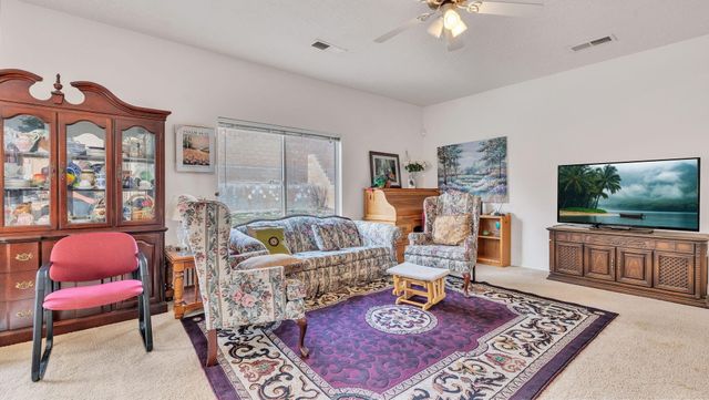 3211 Rio Maria Drive SW, Albuquerque, NM 87121