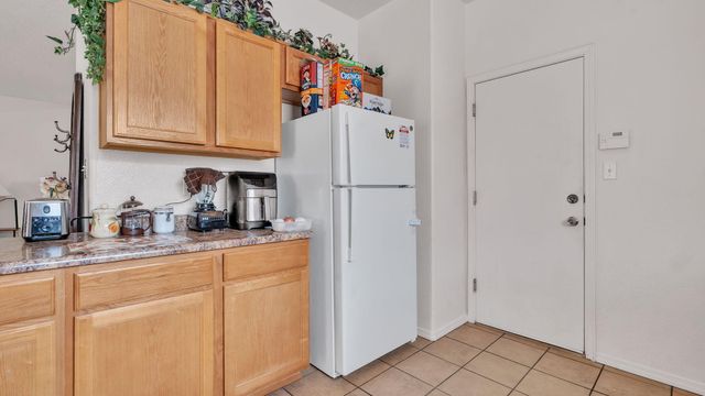 3211 Rio Maria Drive SW, Albuquerque, NM 87121