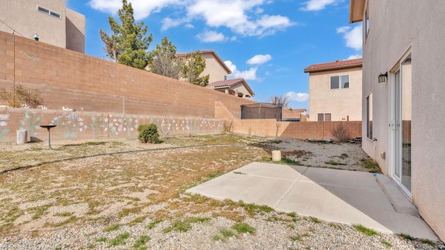 3211 Rio Maria Drive SW, Albuquerque, NM 87121