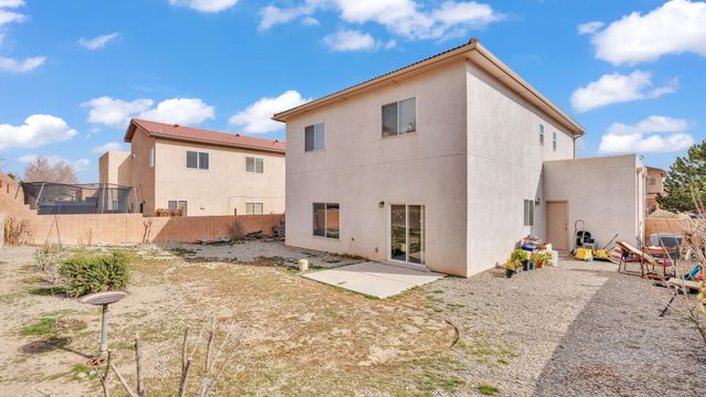 3211 Rio Maria Drive SW, Albuquerque, NM 87121