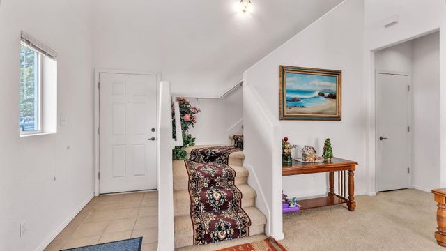 3211 Rio Maria Drive SW, Albuquerque, NM 87121