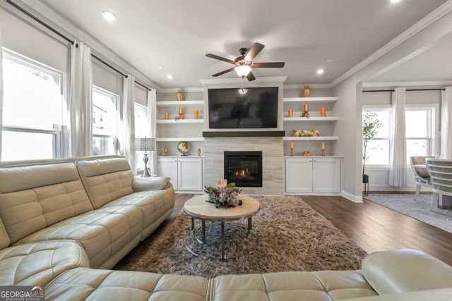 53 Brookstone Park W, Acworth, GA 30101