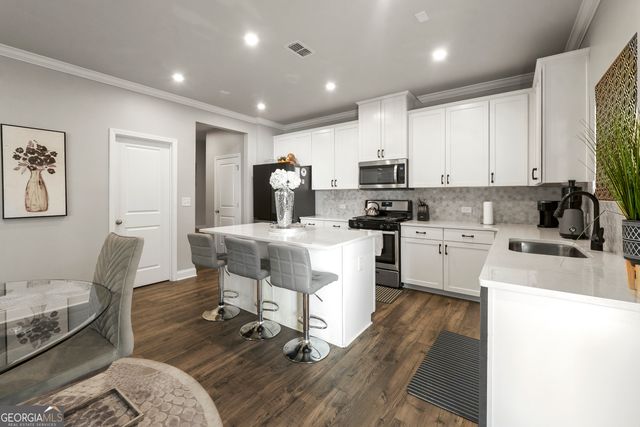 53 Brookstone Park W, Acworth, GA 30101