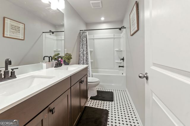 53 Brookstone Park W, Acworth, GA 30101