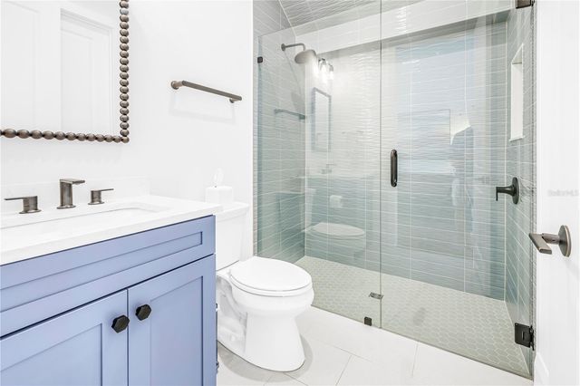 151 17TH AVENUE N, St Petersburg, FL 33704
