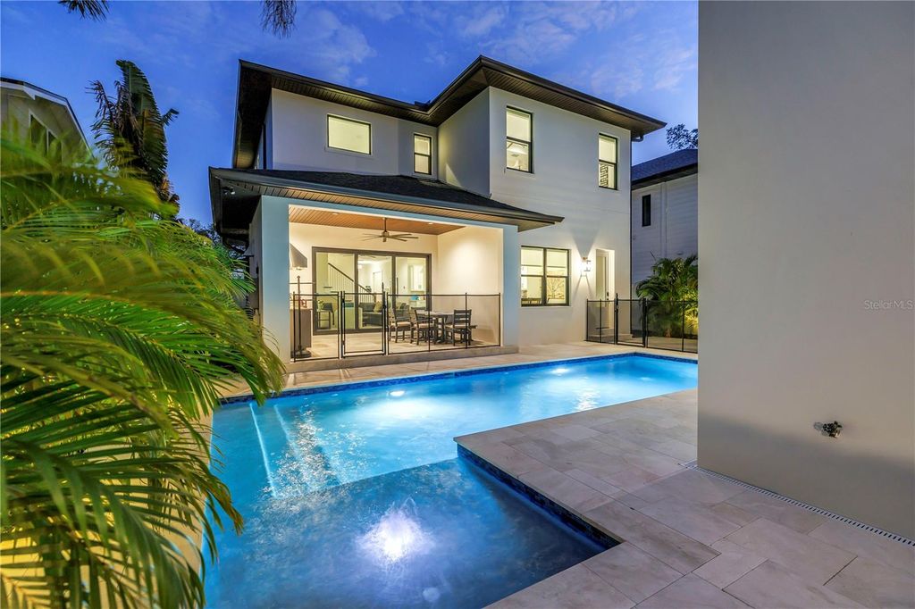 Image 38 of property listing at 151 17TH AVENUE N, St Petersburg, FL 33704