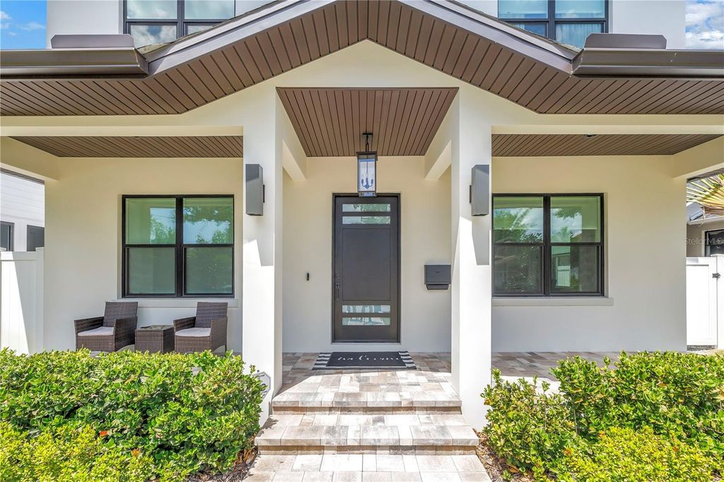 Image 52 of property listing at 151 17TH AVENUE N, St Petersburg, FL 33704