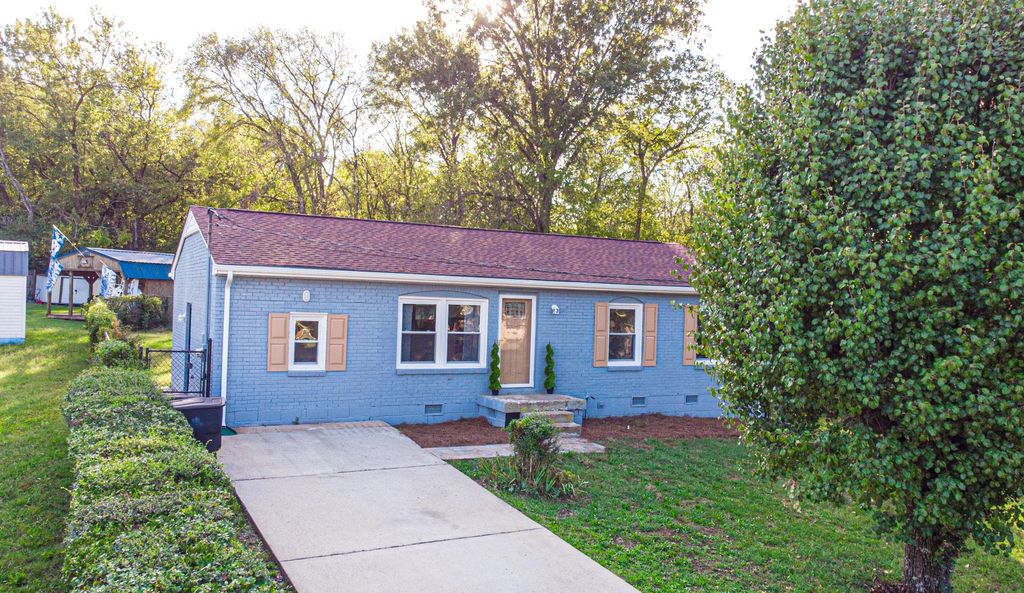 3405 Olsen Ln, Nashville, TN 37218