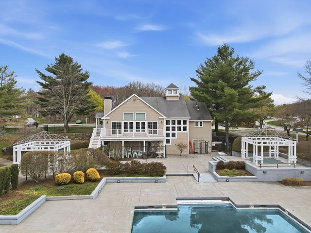 203 Allerton Commons Ln 203, Braintree, MA 02184