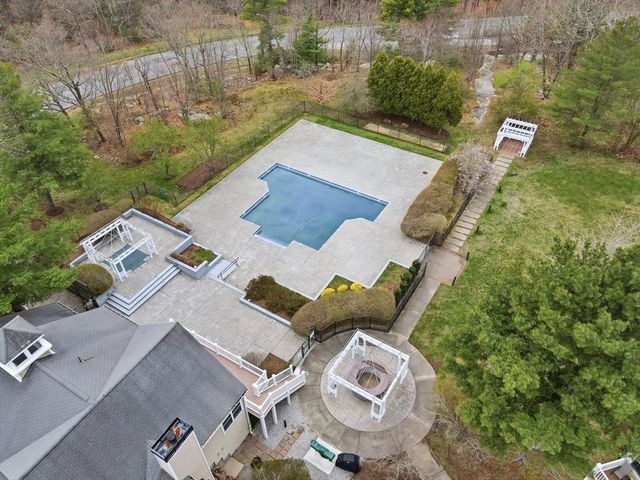 203 Allerton Commons Ln 203, Braintree, MA 02184