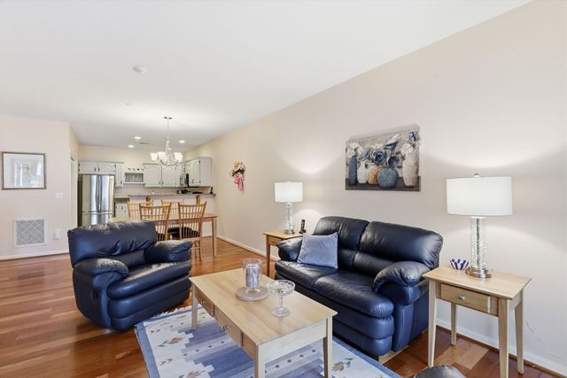 203 Allerton Commons Ln 203, Braintree, MA 02184