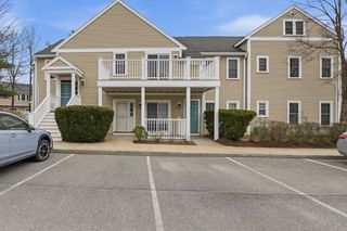 203 Allerton Commons Ln 203, Braintree, MA 02184