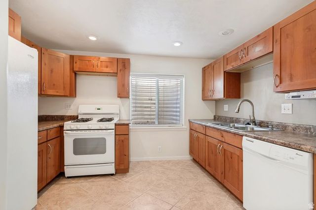 5037 W WHITE DIAMOND WAY, West Valley City, UT 84120