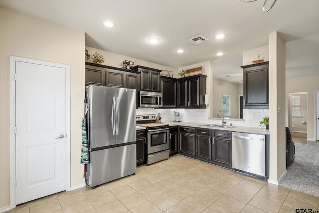 1724 River Oak Lane, Royse City, TX 75189