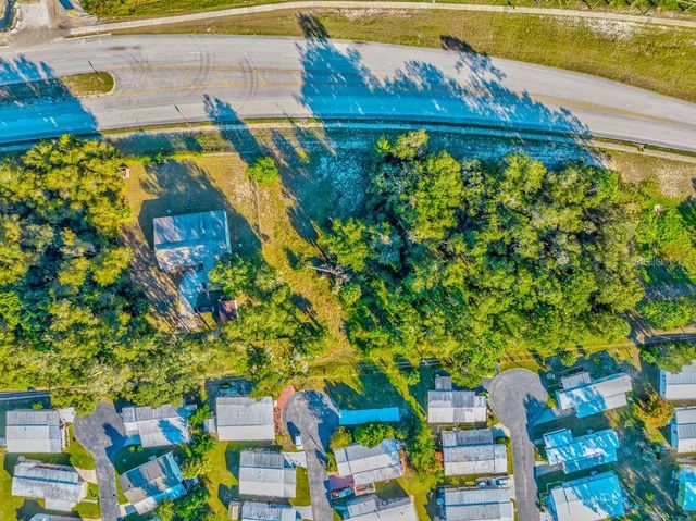 330 BONNIE LANE, Orange City, FL 32763