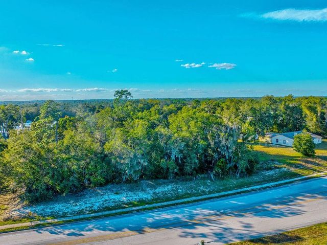 330 BONNIE LANE, Orange City, FL 32763