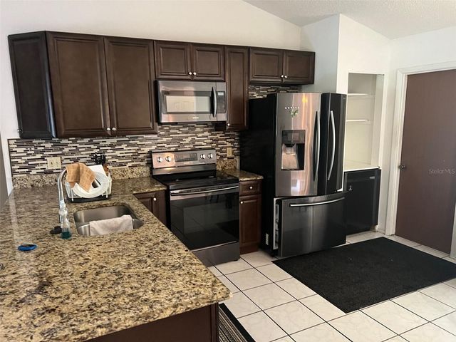 330 BONNIE LANE, Orange City, FL 32763