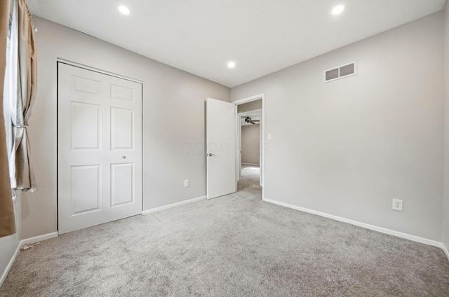 8249 Big Horn Court, Powell, OH 43065