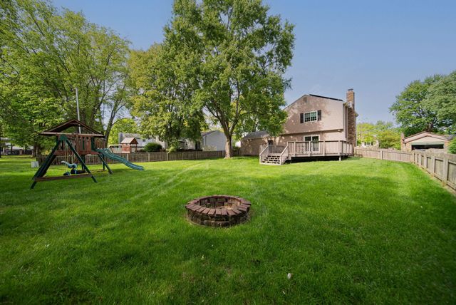 8249 Big Horn Court, Powell, OH 43065