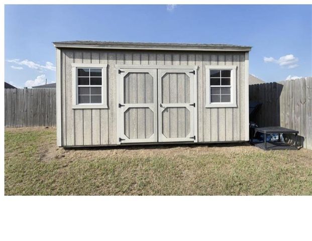 410 Sixth Street, Iowa, LA 70647