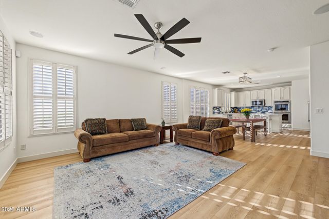 3331 E HORSESHOE Drive, Chandler, AZ 85249