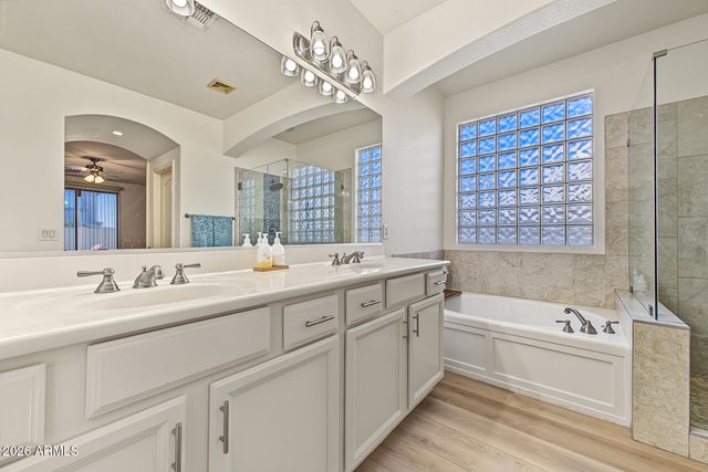 3331 E HORSESHOE Drive, Chandler, AZ 85249