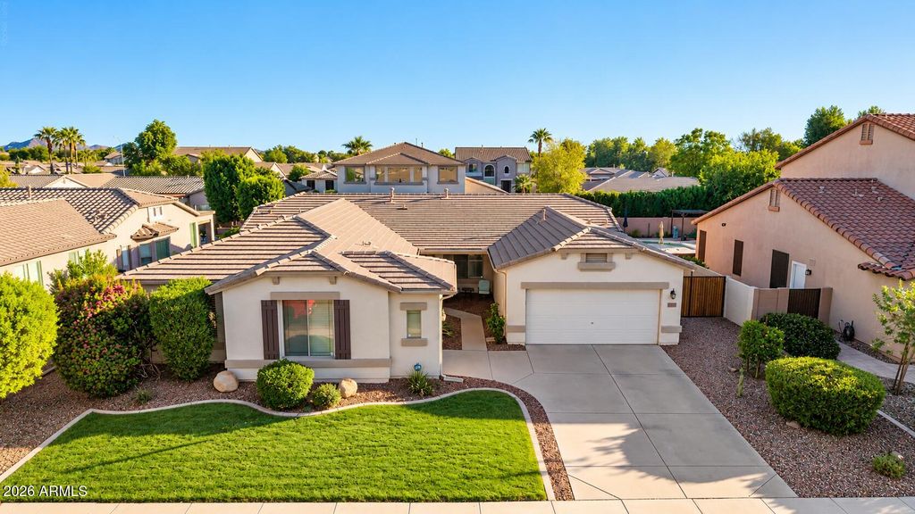 3331 E HORSESHOE Drive, Chandler, AZ 85249