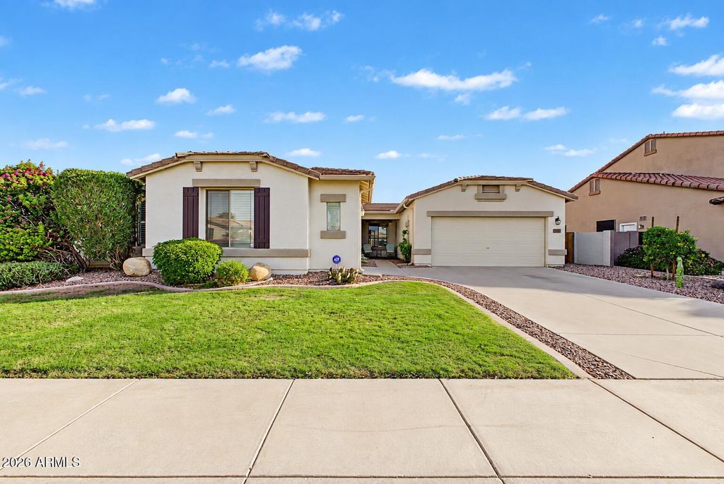 3331 E HORSESHOE Drive, Chandler, AZ 85249 — photo 3