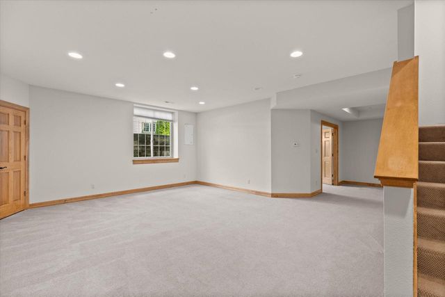 W218N5466 Taylors Woods DRIVE, Menomonee Falls, WI 53051