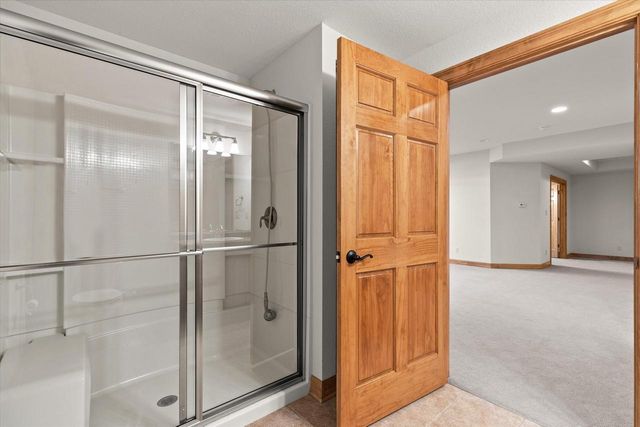 W218N5466 Taylors Woods DRIVE, Menomonee Falls, WI 53051