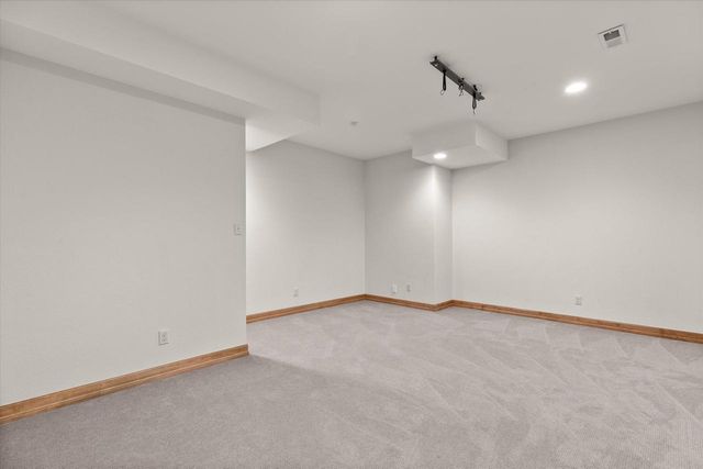 W218N5466 Taylors Woods DRIVE, Menomonee Falls, WI 53051