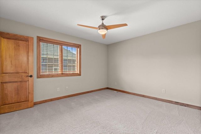 W218N5466 Taylors Woods DRIVE, Menomonee Falls, WI 53051