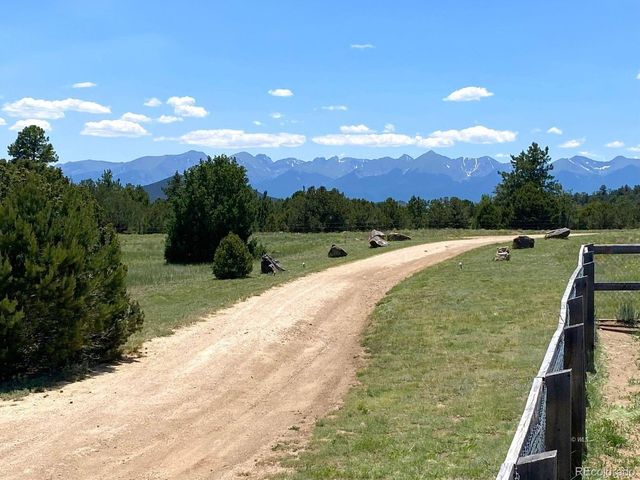 595 Dead Mule Ln, Westcliffe, CO 81252