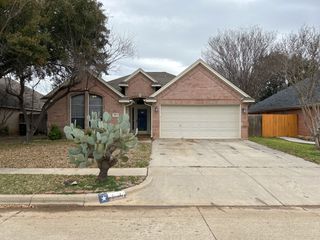 9091 San Joaquin Trail, Fort Worth, TX 76118