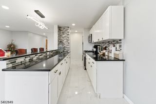 704 N Broad St 5F, Elizabeth City, NJ 07208