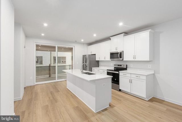 2538 NEABSCO COMMON PL, Woodbridge, VA 22191