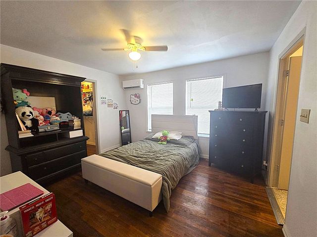 720 W Avenue H Ave, Kingsville, TX 78363