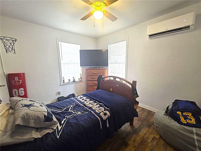 720 W Avenue H Ave, Kingsville, TX 78363