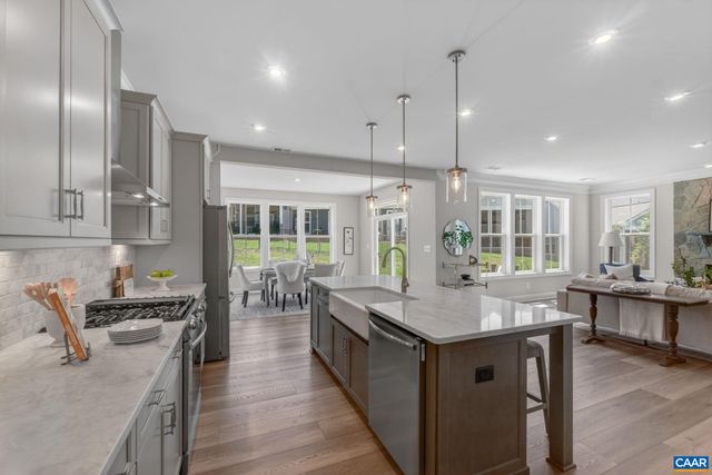 1198 SABLEWOOD DR, Charlottesville, VA 22911