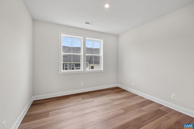 1198 SABLEWOOD DR, Charlottesville, VA 22911