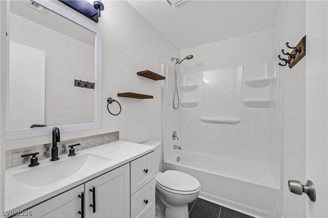 592 Macbrey Drive, Las Vegas, NV 89123