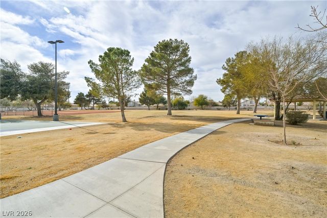 592 Macbrey Drive, Las Vegas, NV 89123