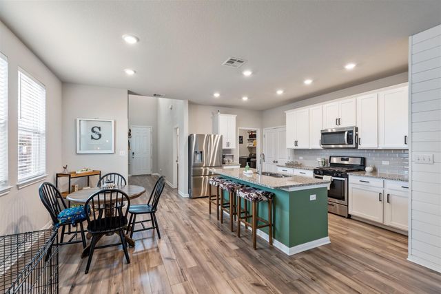 331 Mountain Valley ST, Georgetown, TX 78628