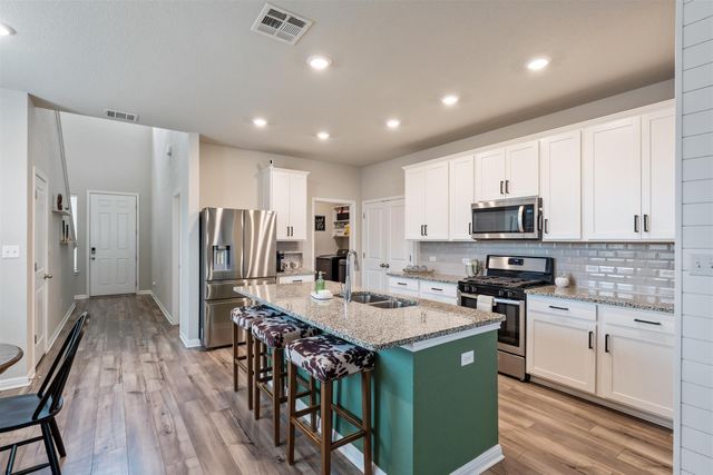 331 Mountain Valley ST, Georgetown, TX 78628