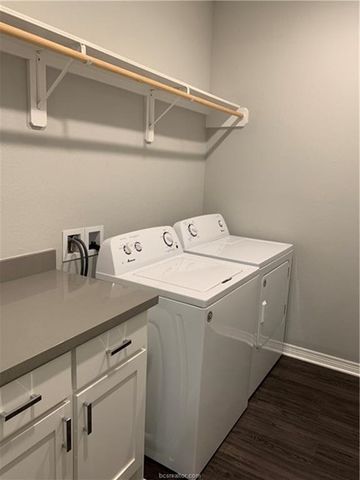 2822 Horseback Drive, College Station, TX 77845