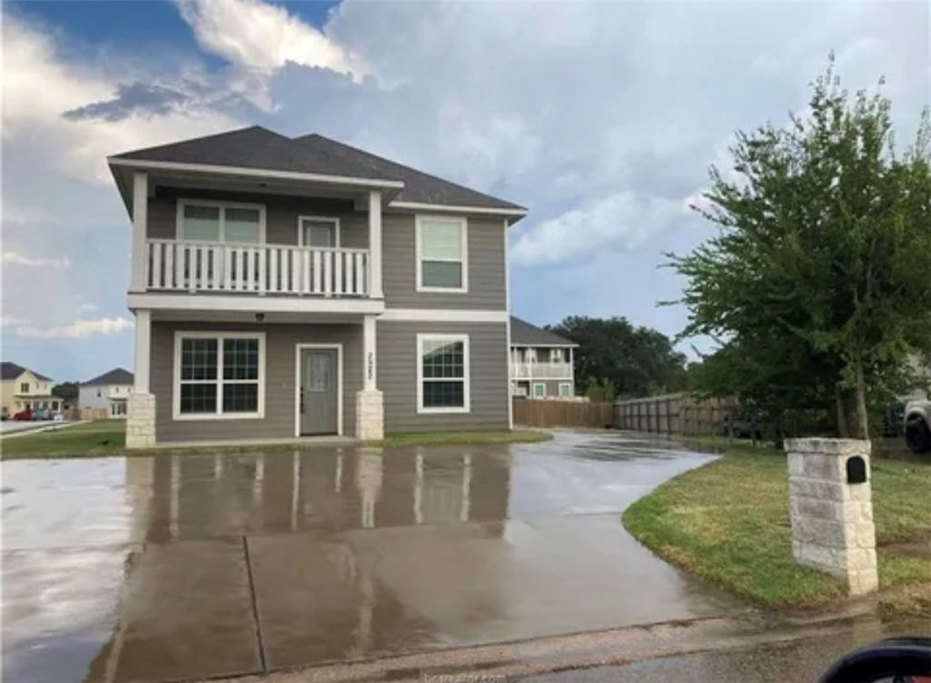 2822 Horseback Drive, College Station, TX 77845
