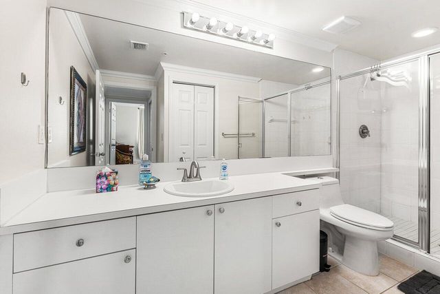 11750 St Andrews Place 202, Wellington, FL 33414